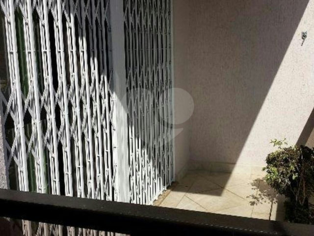 Sobrado à venda com 4 quartos, sendo 1 suíte,  em Horto, São Paulo, SP