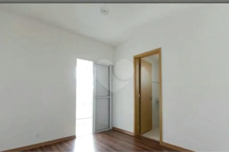 Apartamento à venda com 3 suítes em Santa Teresinha, São Paulo, SP