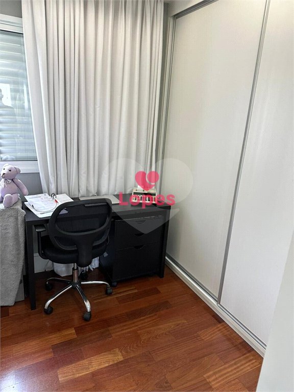 Apartamento à venda com 3 quartos, sendo 2 suítes, em Parque Residencial Aquarius, São José dos Campos, SP