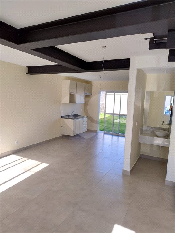 Casa para alugar com 3 quartos, sendo 1 suíte, no condomínio Vila Quinta dos Manacás, Vinhedo - SP