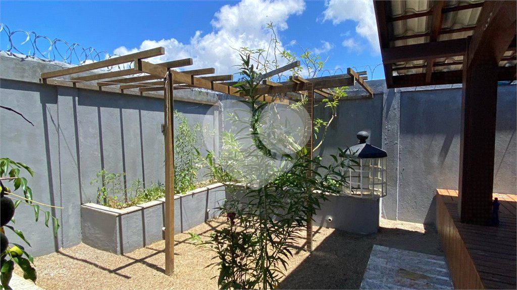 Casa à venda com 4 suítes em Orla Norte, Porto Seguro, BA
