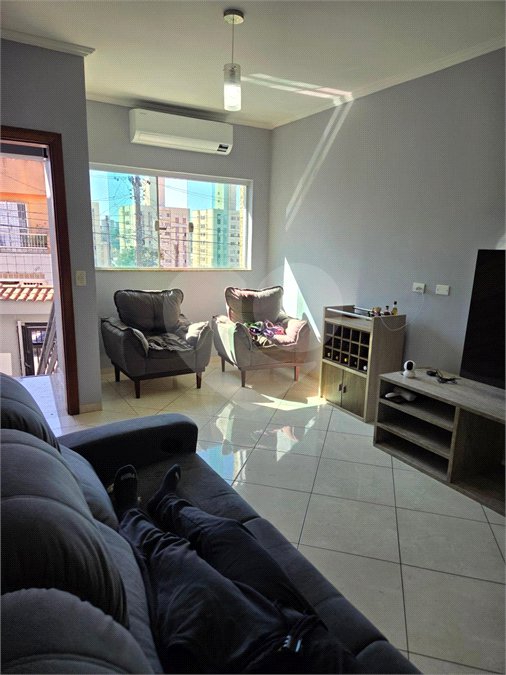 Sobrado à venda com 3 quartos, sendo 1 suíte, em Vila Gustavo, São Paulo, SP