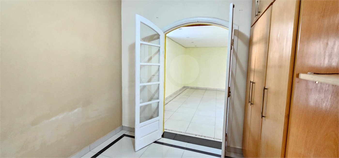 Sobrado à venda com 3 quartos, sendo 1 suíte,  em Jardim Humaitá, São Paulo, SP