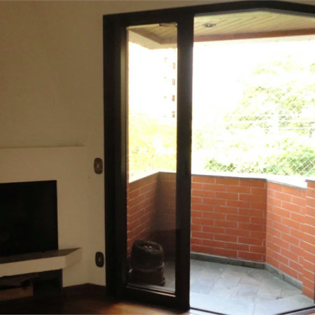 Apartamento à venda com 3 quartos, sendo 1 suíte, em Vila Andrade, São Paulo, SP
