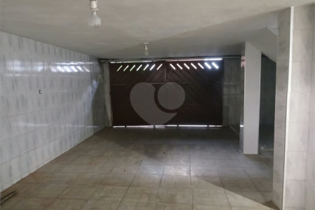 Casa à venda com 4 quartos, sendo 2 suítes, em Vila Gustavo, São Paulo, SP