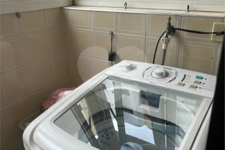 á venda Excelente Apto Mobiliado na Barra Funda - 1 Quarto e Sacada - Aceita Permuta