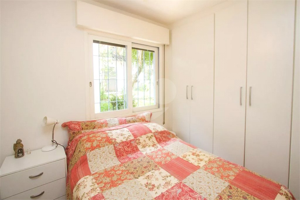 Casa à venda com 4 quartos, sendo 2 suítes, em Chácara Flora, São Paulo, SP
