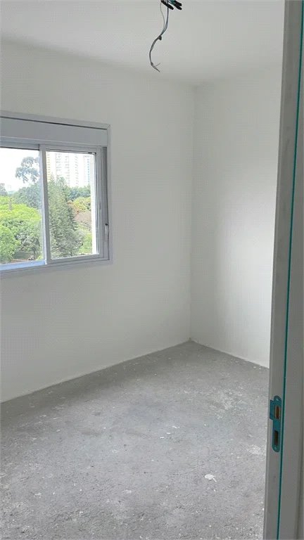 Apartamento à venda com 3 quartos, sendo 1 suíte, em Vila Suzana, São Paulo, SP