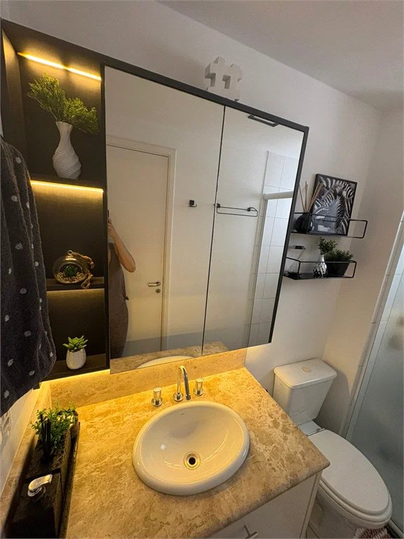 Apartamento à venda com 2 quartos, sendo 1 suíte,  em Vila Andrade, São Paulo, SP