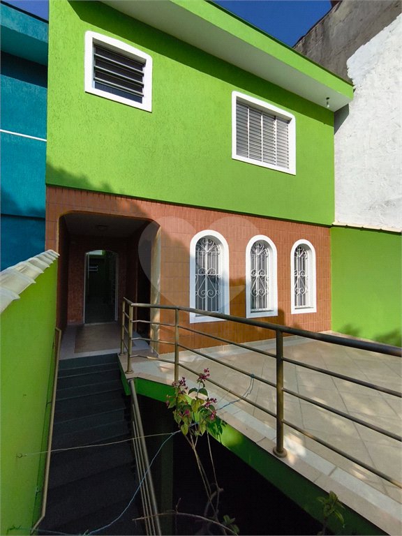 Sobrado à venda com 3 quartos, sendo 1 suíte, em Vila Albertina, São Paulo, SP