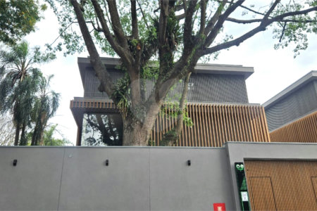 Casa à venda com 4 suítes no condomínio Plm 875, São Paulo - SP