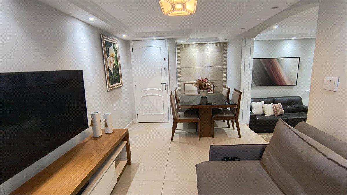 Sobrado à venda com 3 quartos, sendo 1 suíte, em Vila Medeiros, São Paulo, SP