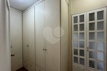 Casa para alugar com 4 quartos, sendo 2 suítes, no condomínio Porto Fino, São Paulo - SP