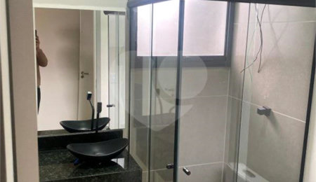 Casa Térrea à venda com 2 suítes em Jardim Santo Antônio, Atibaia, SP