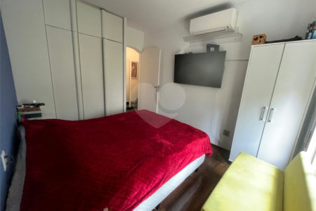 Apartamento à venda com 3 quartos, sendo 1 suíte, em Santa Cecília, São Paulo, SP