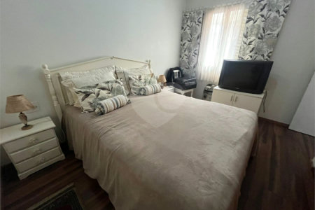 Casa à venda ou para alugar com 2 suítes em Vila Barth, Itapetininga, SP