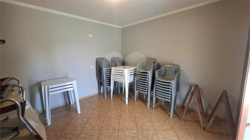 Chácara à venda – Excelente oportunidade dentro da cidade para investir ou para morar!