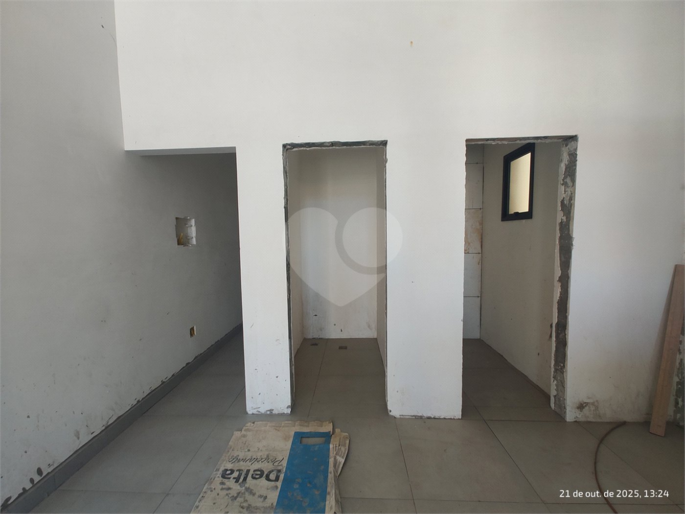 Casa Térrea à venda com 3 suítes em Jardim do Lago, Atibaia, SP