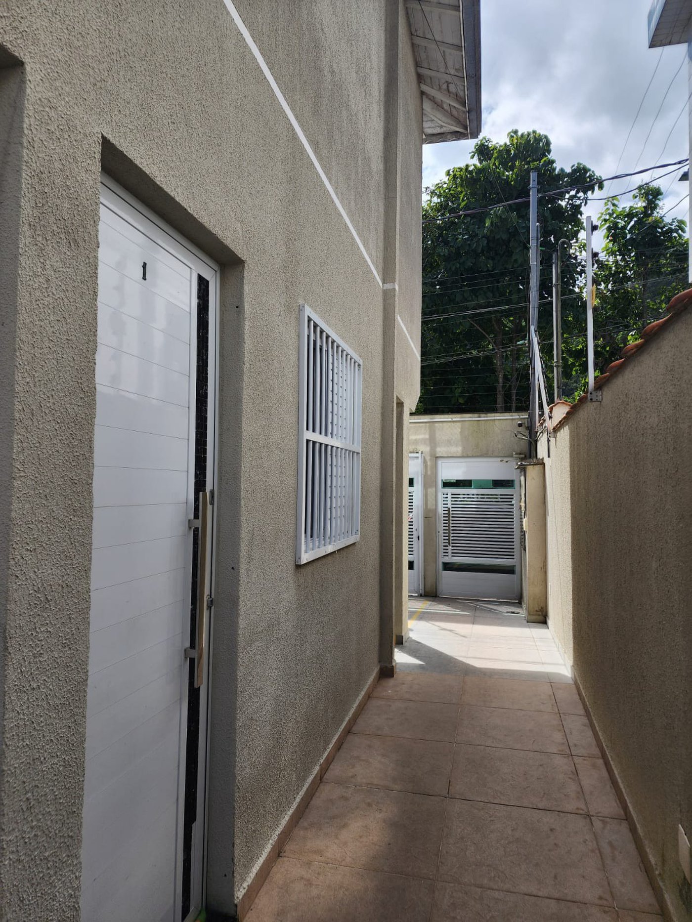 Casa à venda com 3 quartos, sendo 1 suíte, em Canto do Forte, Praia Grande - SP
