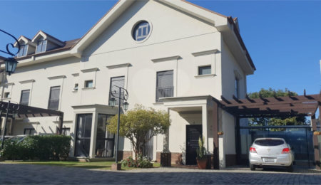 Casa à venda com 4 suítes no condomínio Vila Inglesa, Atibaia - SP
