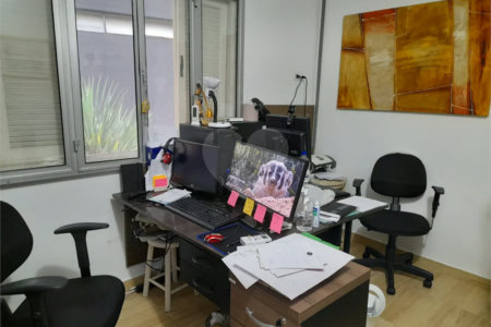 Sobrado à venda com 4 quartos, sendo 1 suíte, em Santana, São Paulo, SP