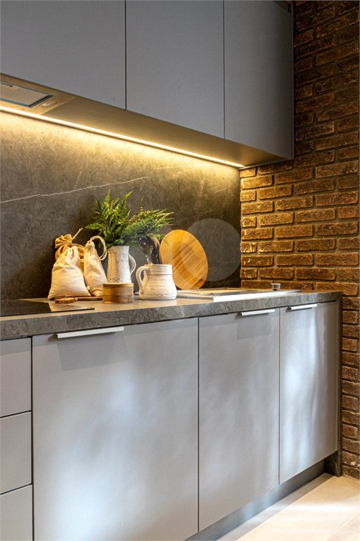 Apartamento à venda com 3 suítes em Cerqueira César, São Paulo, SP