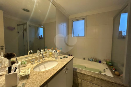 Apartamento para alugar com 3 suítes em Alto da Boa Vista, São Paulo, SP