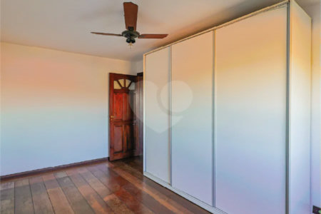 Sobrado à venda com 3 quartos, sendo 1 suíte,  em Jardim Leonor, São Paulo, SP