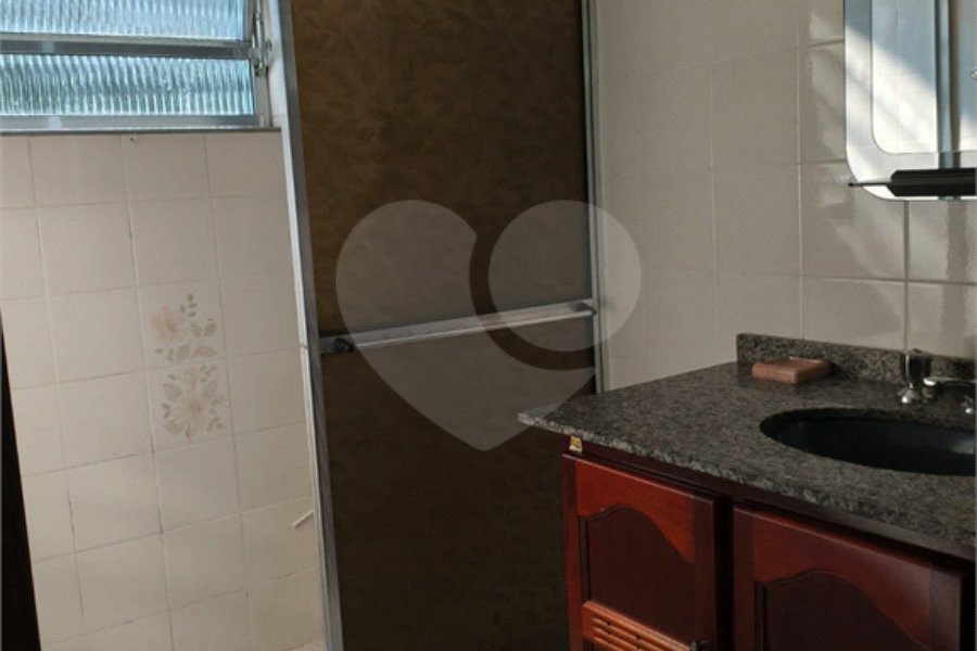 Sobrado à venda com 3 quartos, sendo 1 suíte, em Vila Albertina, São Paulo, SP