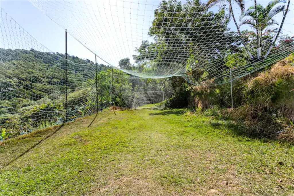 Chácara à venda com 7 quartos, sendo 3 suítes, em Parque Caetê, Bragança Paulista, SP