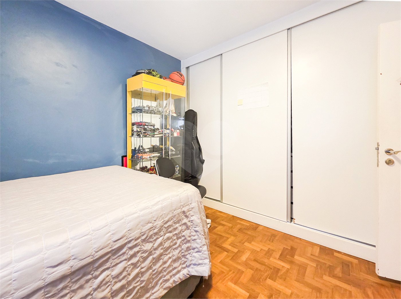 Apartamento à venda com 3 quartos, sendo 1 suíte, em Jardim Paulista, São Paulo, SP