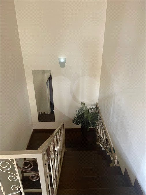 Sobrado à venda com 3 quartos, sendo 1 suíte, em Jardim Regina, Indaiatuba, SP