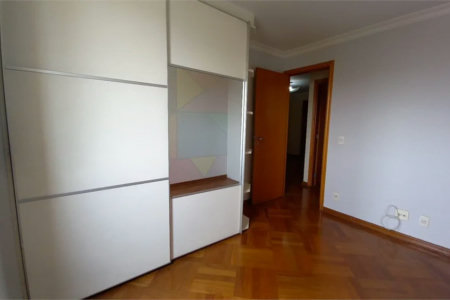 Apartamento à venda com 4 quartos, sendo 1 suíte, em Vila Leopoldina, São Paulo, SP