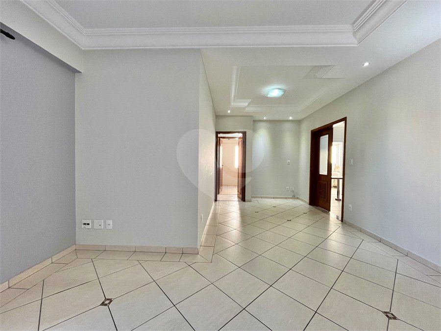 Apartamento à venda com 3 quartos, sendo 1 suíte, em Parque Campolim, Sorocaba, SP