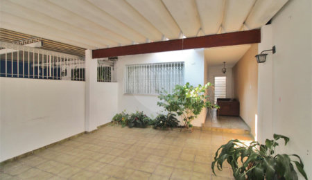 Casa à venda com 4 quartos, sendo 2 suítes, em Chácara Santo Antônio, São Paulo, SP