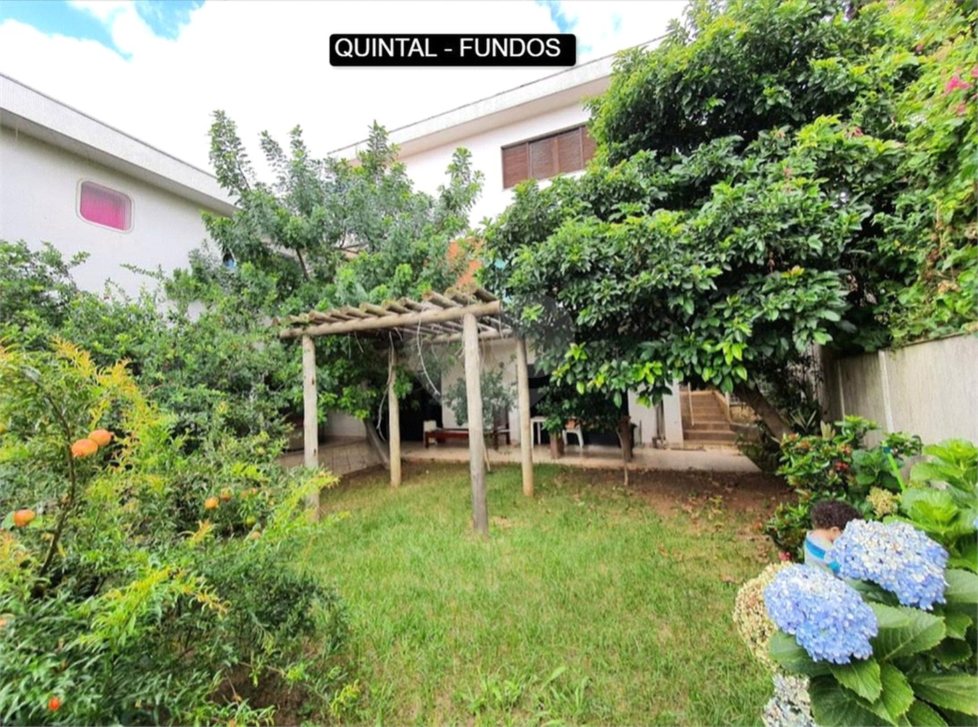 Casa à venda com 6 quartos, sendo 5 suítes, em Jardim São Bento, São Paulo, SP