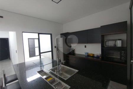 Casa à venda com 3 quartos, sendo 1 suíte, em Vila Santana, Itapetininga, SP