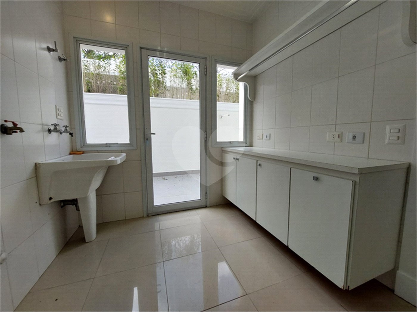Casa à venda com 4 suítes no condomínio Residencial Morumbi, São Paulo - SP
