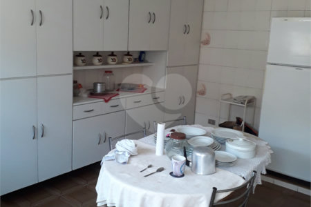 Sobrado à venda com 3 quartos em Jardim Oriental, São Paulo, SP