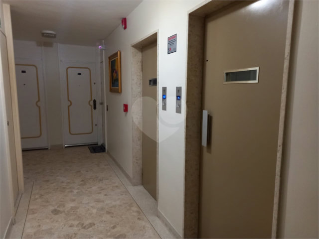 Apartamento à venda com 3 quartos, sendo 1 suíte,  em Santana, São Paulo, SP