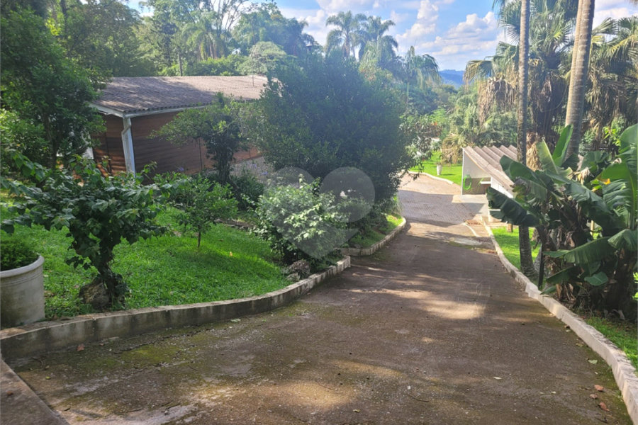 Sítio à venda com 6 quartos, sendo 3 suítes, em Serra da Cantareira, Mairiporã, SP