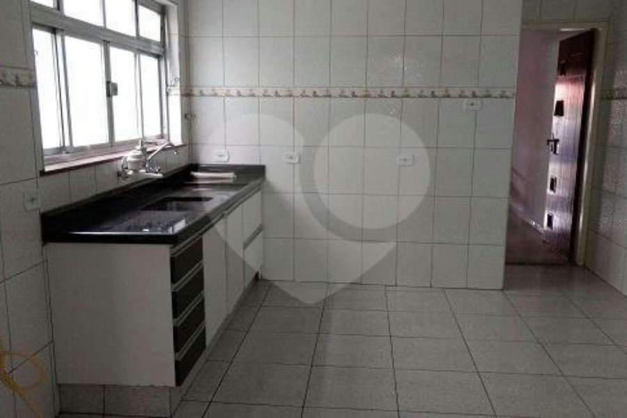 Casa à venda com 3 quartos, sendo 2 suítes, em Jardim São Paulo(zona Norte), São Paulo, SP