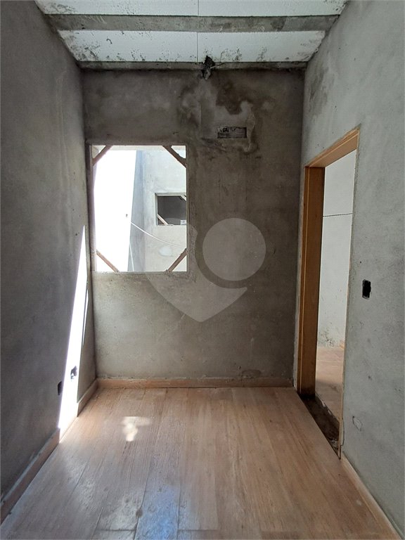 Sobrado à venda com 3 quartos, sendo 1 suíte,  em Vila Laís, São Paulo, SP