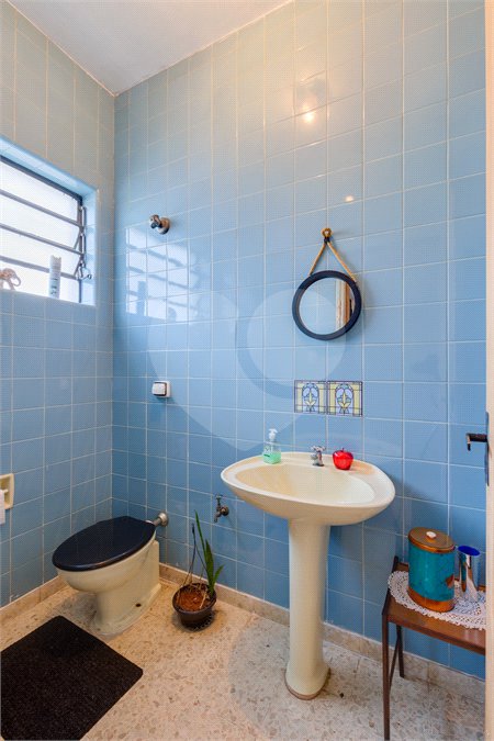 Casa à venda com 5 quartos, sendo 2 suítes, em Alto da Boa Vista, São Paulo, SP
