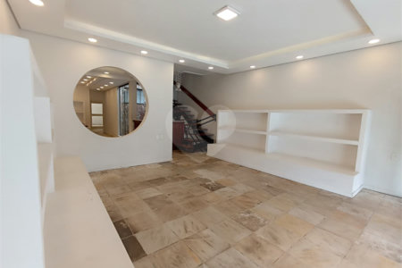 Casa para alugar com 4 quartos, sendo 1 suíte, no Centro, Itapetininga, SP