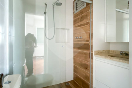 Apartamento à venda com 2 suítes em Indianópolis, São Paulo, SP