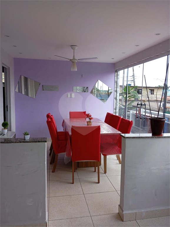 Casa à venda com 3 quartos em Santo Antônio, Duque de Caxias, RJ