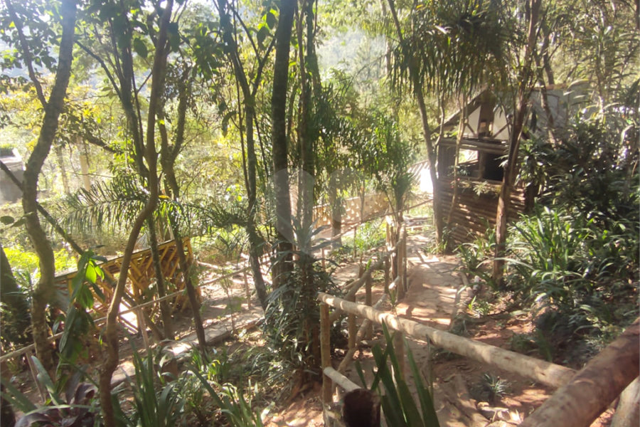 Casa à venda ou para alugar com 3 suítes em Juqueri Mirim, Mairiporã, SP