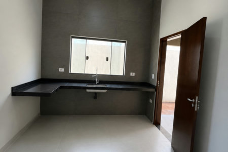 Casa à venda com 3 quartos, sendo 1 suíte,  em Bela Vista da Lagoa, Três Lagoas, MS