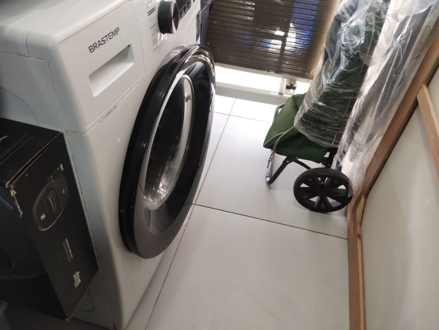 Apartamento Residencial à venda, Gonzaga, Santos - AP1742.
